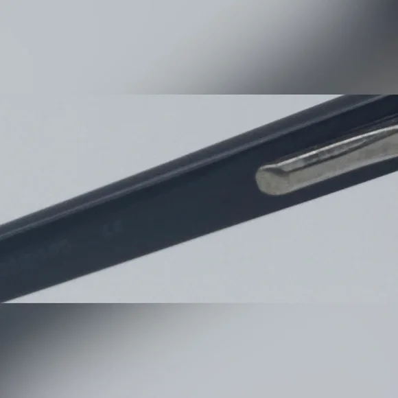 Levi’s 819-4 Gunmetal Pilot Sunglasses Frames Only - Picture 8 of 8